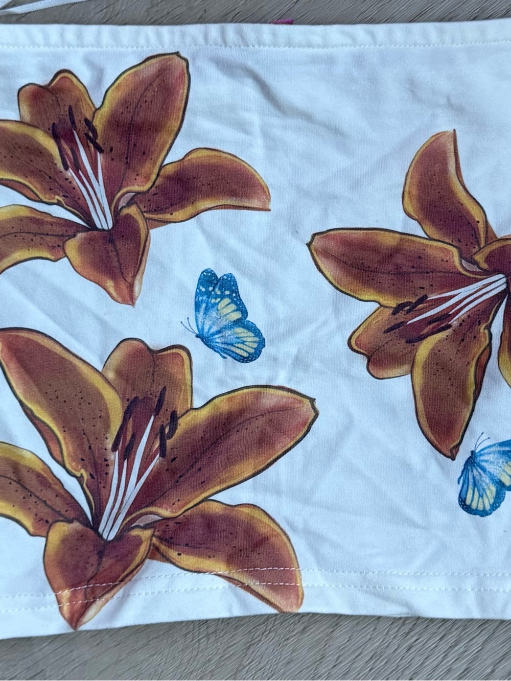 Edikted Tiger Lily Tube Top